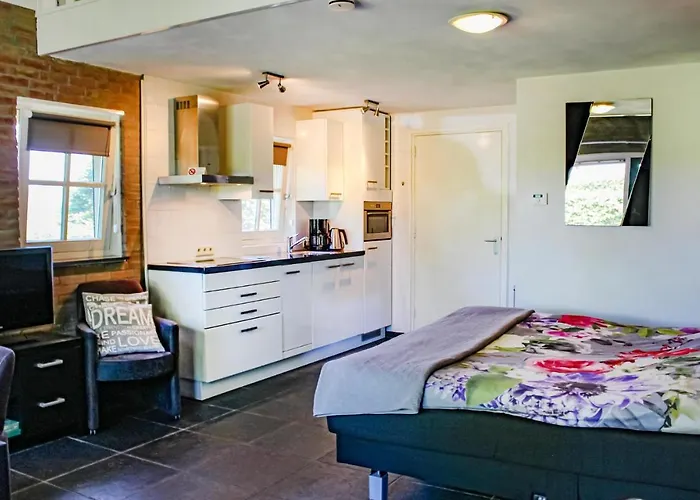 Semesterbostad Awesome In With Wifi Udenhout