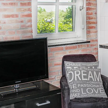 Dom wakacyjny Awesome In With Wifi Udenhout